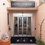 Center 1 מלון