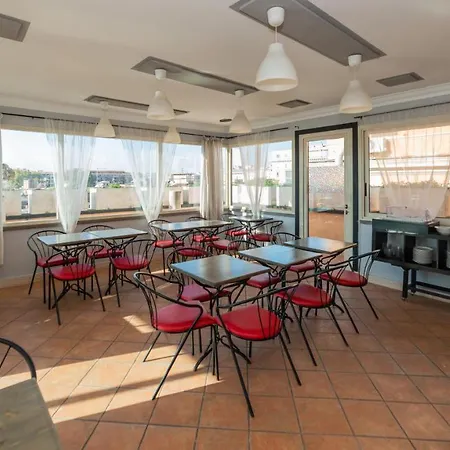 Center 1 3* רומא