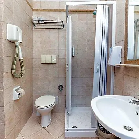 Center 1 Hotel Roma